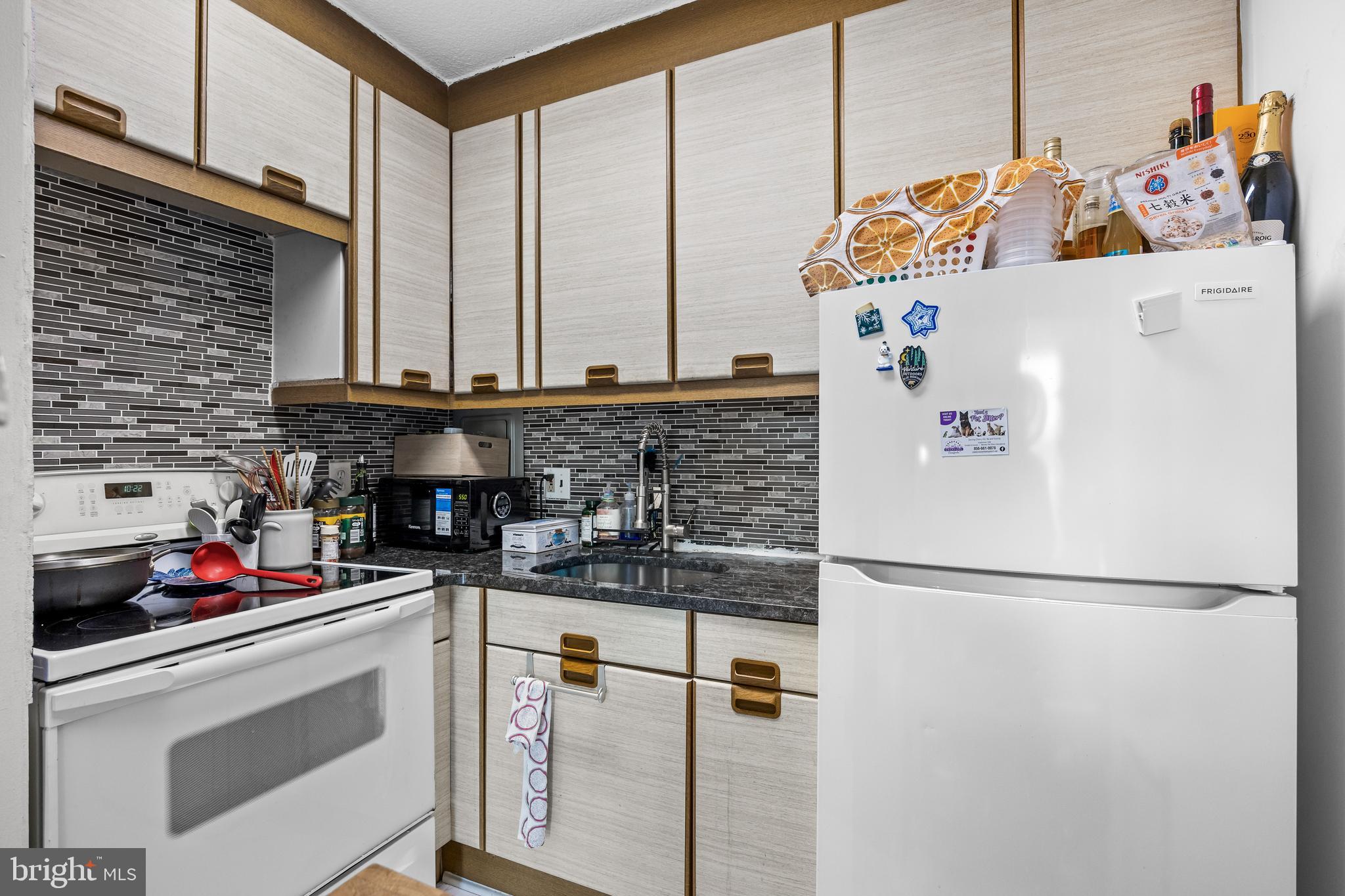 401 Cooper Landing Road, Unit 628 Cherry Hill, NJ 08002 - Photo 13 of 34
