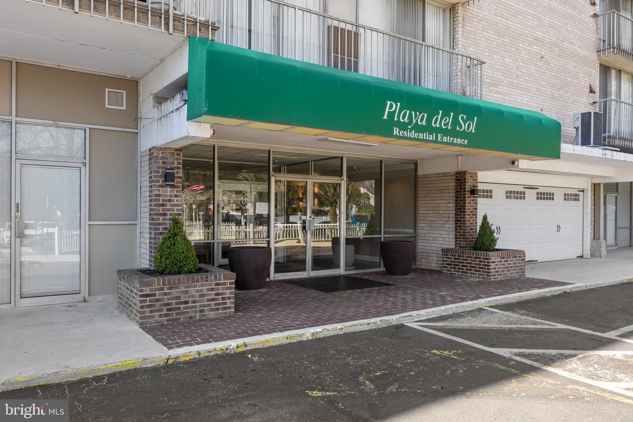 401 Cooper Landing Road, Unit 628 Cherry Hill, NJ 08002 - Photo 2 of 34