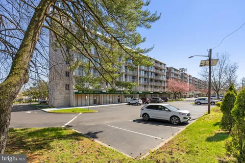 $150,000 | 401 Cooper Landing Road, Unit 628, Cherry Hill, NJ 08002
