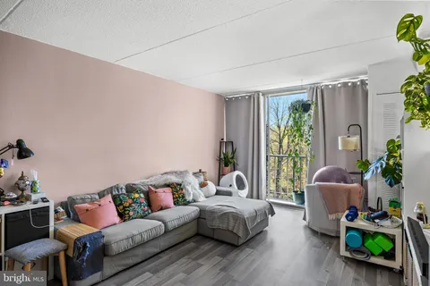 $150,000 | 401 Cooper Landing Road, Unit 628, Cherry Hill, NJ 08002