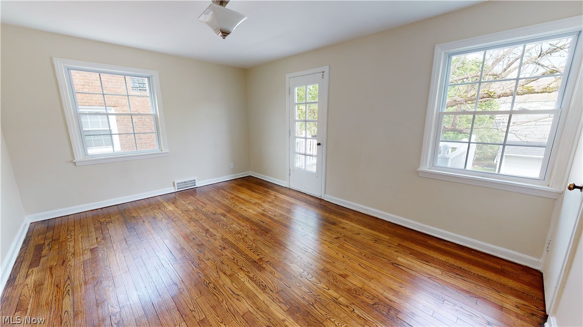 3691 Strathavon Road Cleveland, OH 44120 - Photo 15 of 25 Bedroom 2 with balcony access.