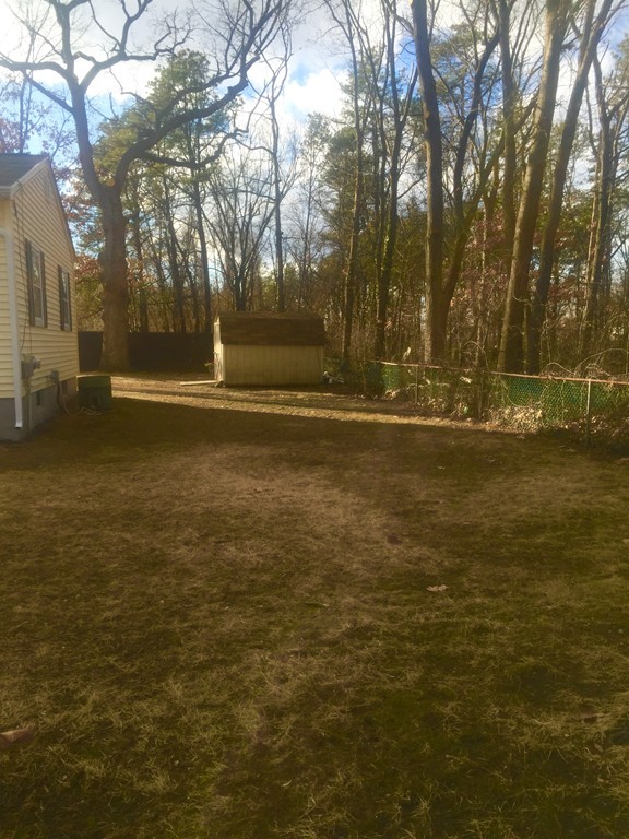 162 Brandon Avenue Springfield, MA 01119 - Photo 5 of 30 Gallery Image 5