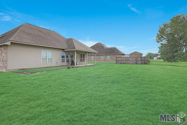 $257,000 | 4413 Boulevard Acadian Addis La, Addis, LA 70710