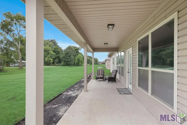 $257,000 | 4413 Boulevard Acadian Addis La, Addis, LA 70710