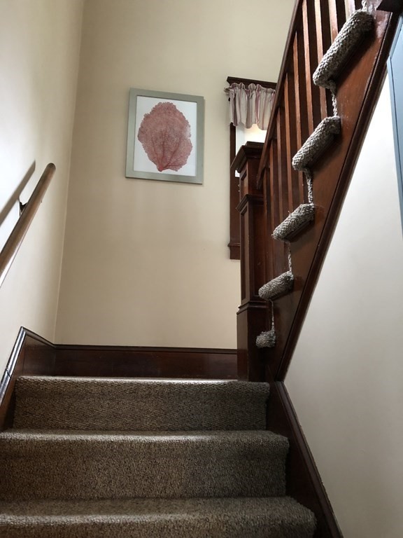 23 Acton Street Springfield, MA 01151 - Photo 15 of 33 a view of entryway