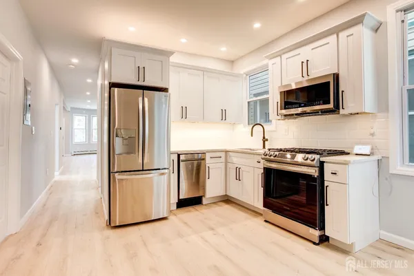$2,500 | 34-36 Millington Avenue, Unit 1, Newark, NJ 07108