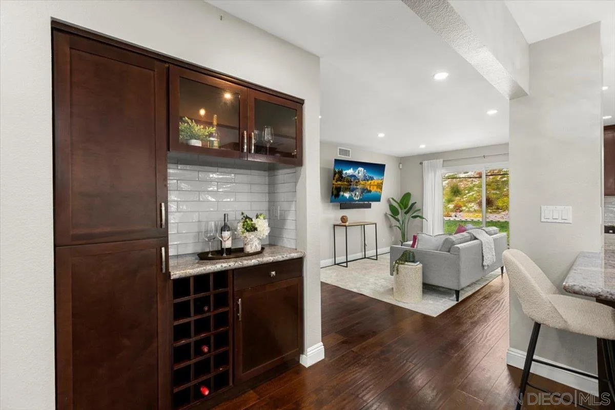 10812 Charing Cross Road Spring Valley, CA 91978 - Photo 11 of 35 Gallery Image 11