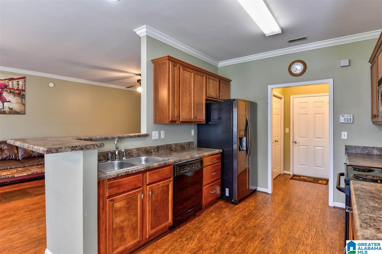 404 Summit Way Fultondale, AL 35068 - Photo 12 of 45
