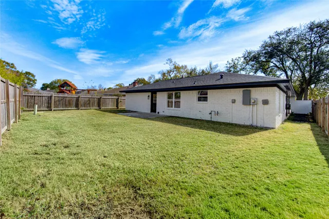 $289,000 | 847 Seamaster Drive, Houston, TX 77062