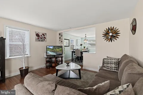 $285,000 | 1204 Cobbs Street, Drexel Hill, PA 19026
