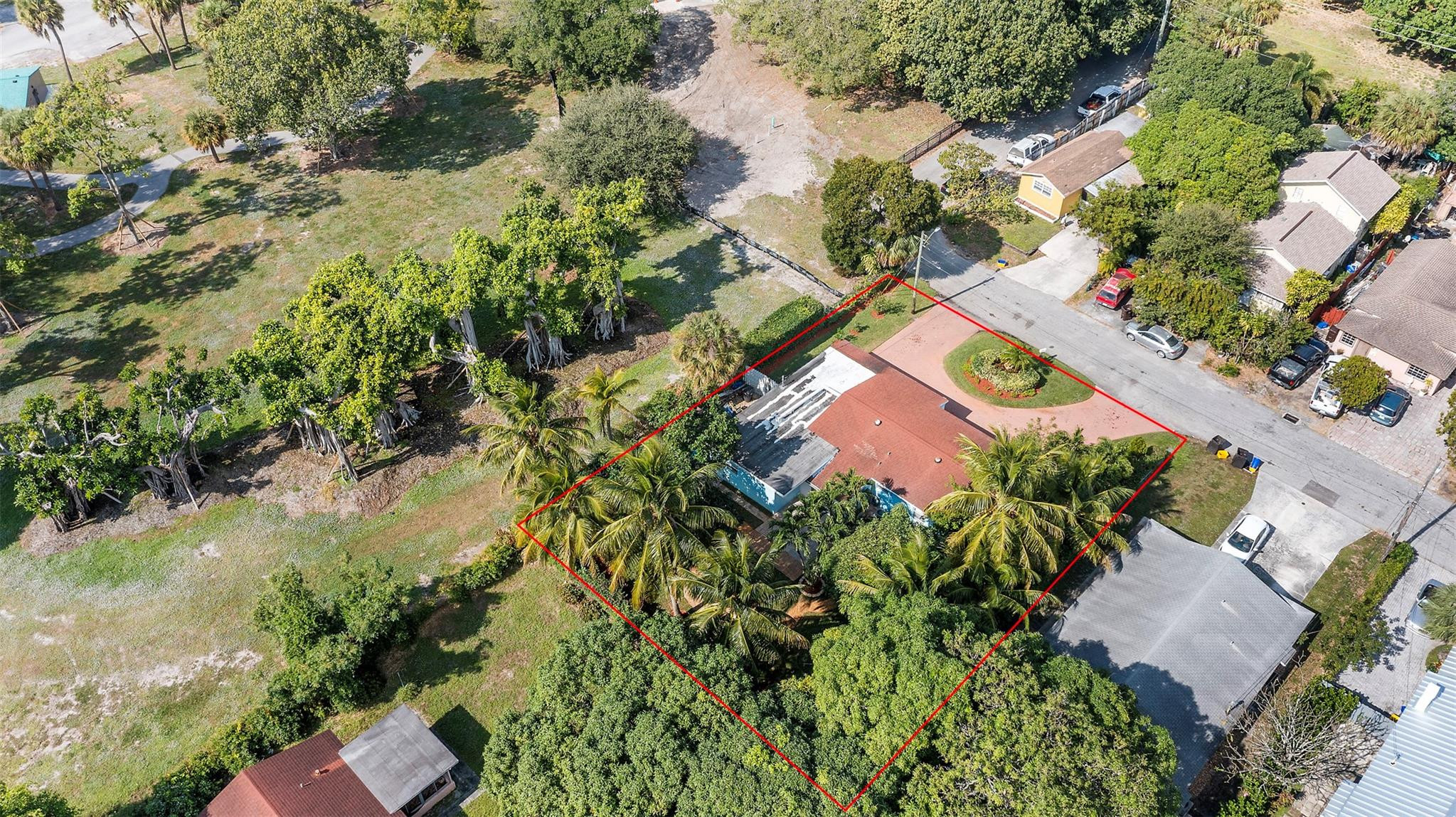 946 Alamanda Road West Palm Beach, FL 33405 - Photo 29 of 56 an aerial view of a house with a yard