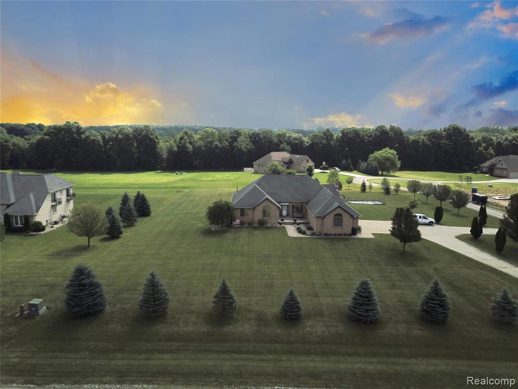6335 Fox Ridge Almont, MI 48003 - Photo 3 of 66