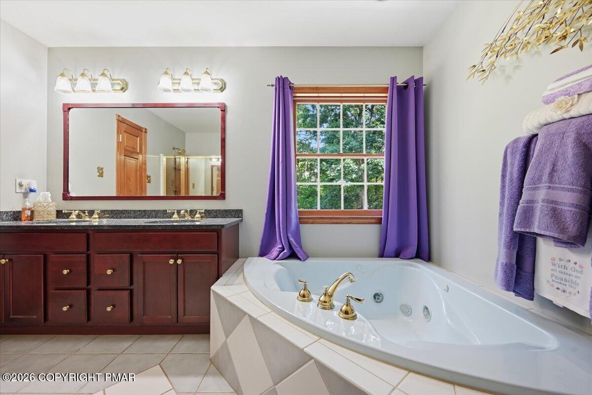 498 Twinbrook Road Wilkes Barre, PA 18702 - Photo 82 of 121 080-074_DSC_0779