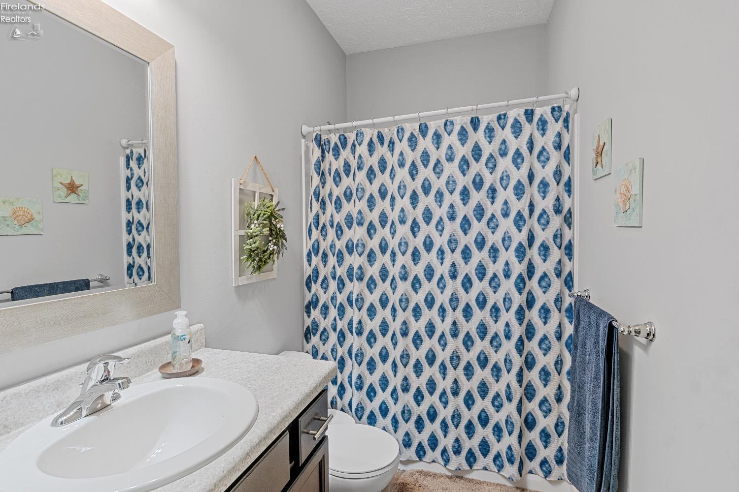 2133 East Harbor Road Port Clinton, OH 43452 - Photo 20 of 37 Gallery Image 20