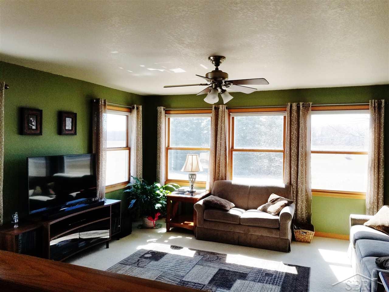 1160 North Fordney Road Hemlock, MI 48626 - Photo 5 of 30 31343367-4.JPG