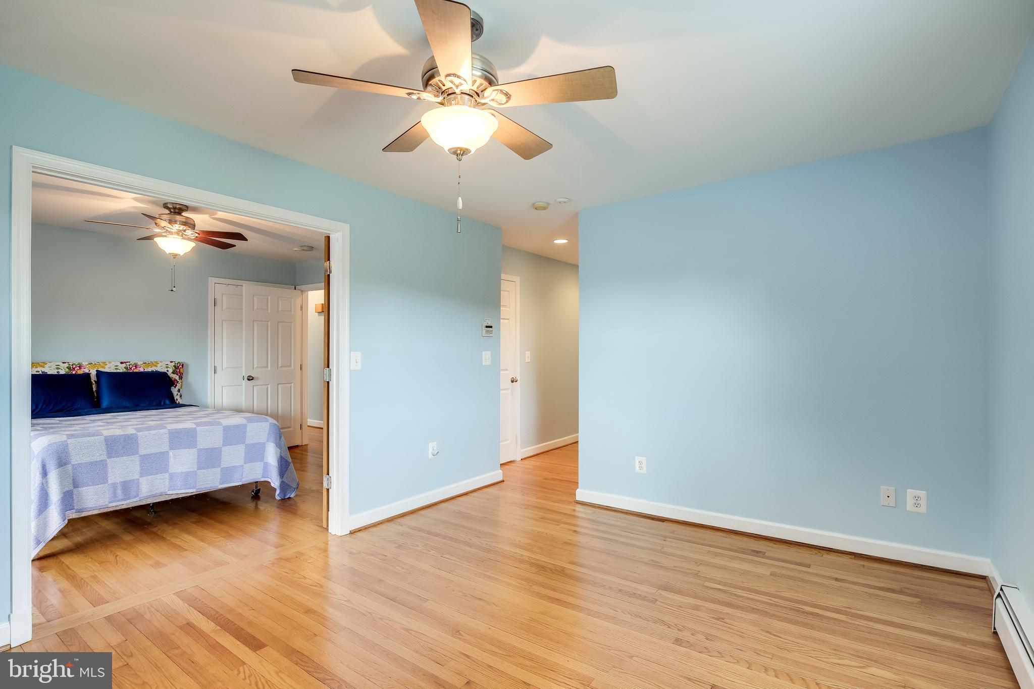 22720 Woodfield Road Gaithersburg, MD 20882 - Photo 16 of 39 Large sitting room/nursery off Master Bedroom.