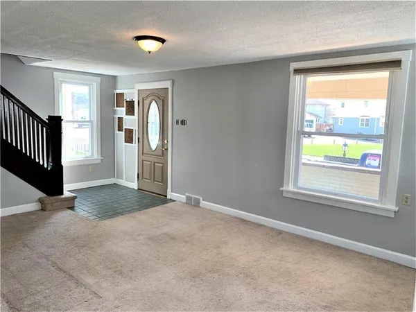 $1,650 | 1459 4th Street, New Brighton, PA 15066