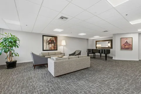 $475,000 | 40 North Interstate Highway 35, Unit 10B4, Austin, TX 78701