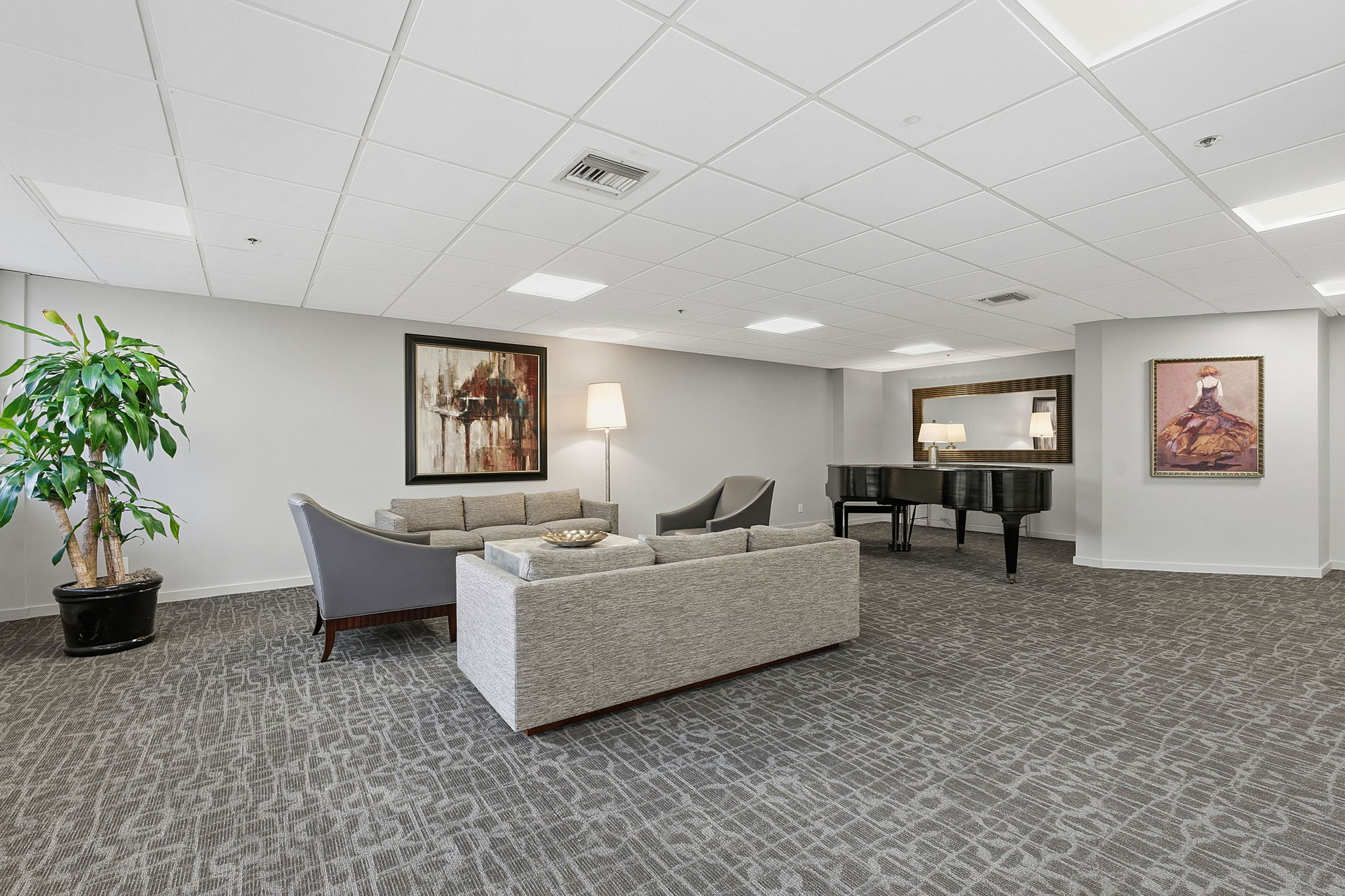 40 North Interstate Highway 35, Unit 10B4 Austin, TX 78701 - Photo 32 of 39 a living room with furniture and a potted plant