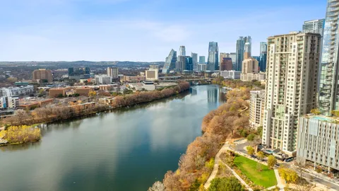 $475,000 | 40 North Interstate Highway 35, Unit 10B4, Austin, TX 78701