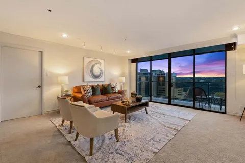 $475,000 | 40 North Interstate Highway 35, Unit 10B4, Austin, TX 78701