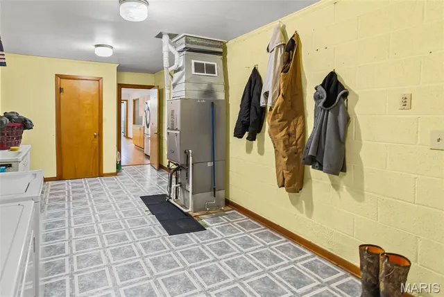 $110,000 | 608 Bottom Street, Pleasant Hill, IL 62366