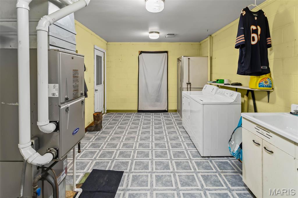 608 Bottom Street Pleasant Hill, IL 62366 - Photo 22 of 52