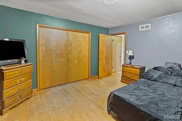$108,000 | 608 Bottom Street, Pleasant Hill, IL 62366