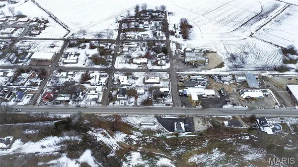 $108,000 | 608 Bottom Street, Pleasant Hill, IL 62366