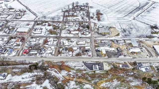 $110,000 | 608 Bottom Street, Pleasant Hill, IL 62366