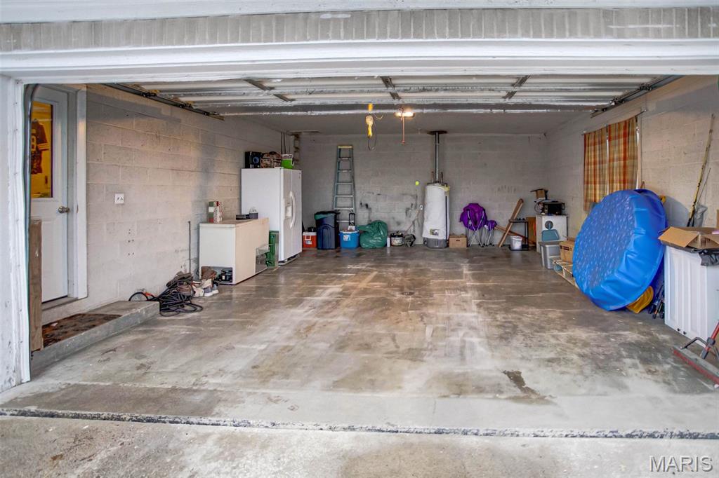 608 Bottom Street Pleasant Hill, IL 62366 - Photo 10 of 52