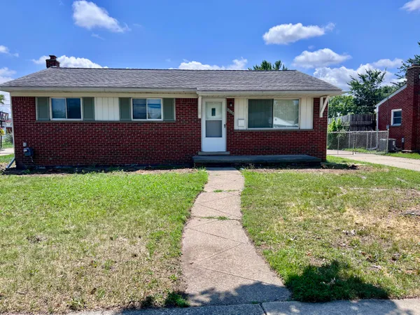 $2,100 | 2252 Winston Drive, Sterling Heights, MI 48310