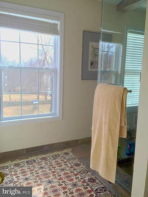 388 Fodderstack Road Washington, VA 22747 - Photo 21 of 21 Bath