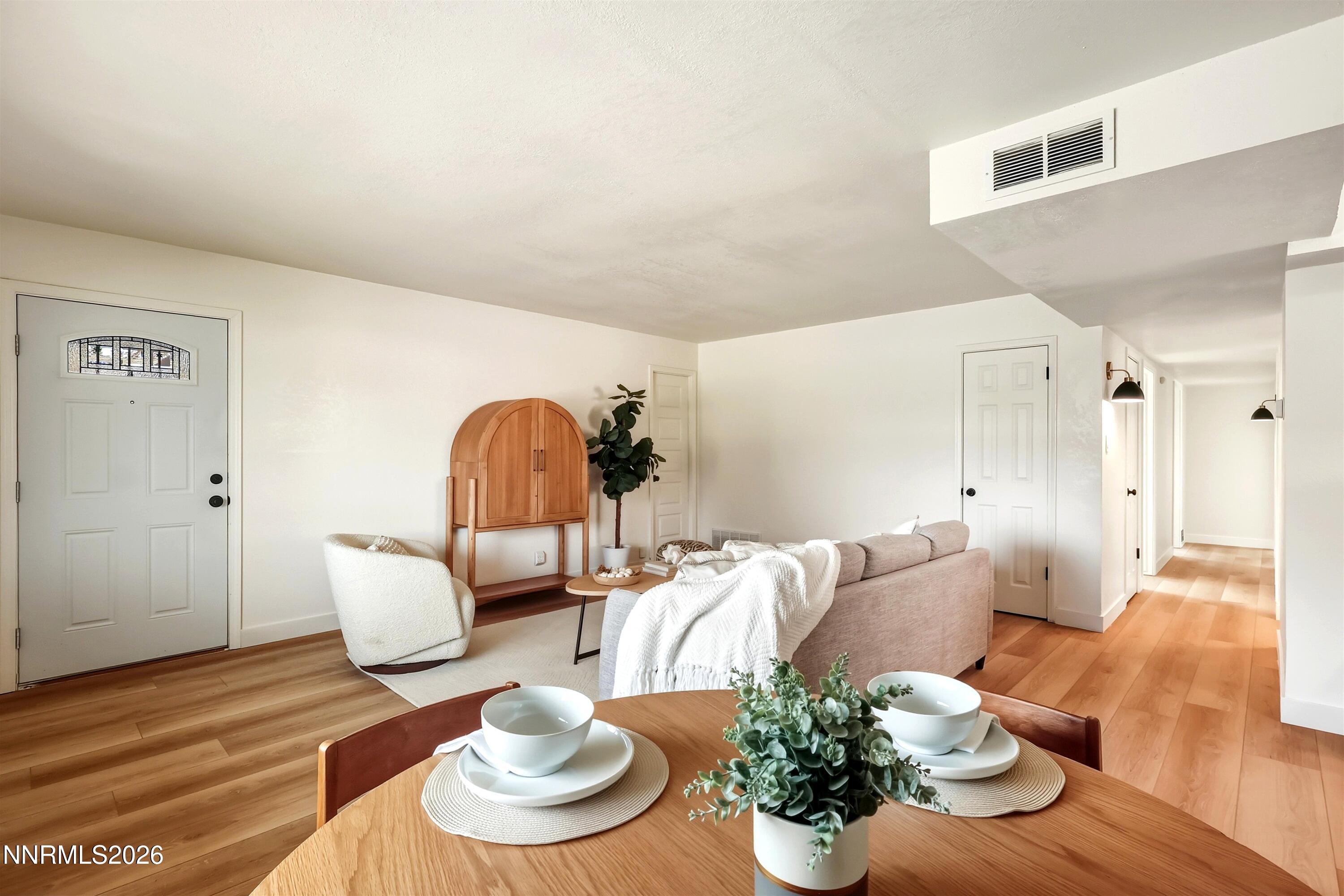 2455 Coppa Way Sparks, NV 89431 - Photo 5 of 31 07dfa548-0a93-47aa-9c29-3b4a80b1e1ad