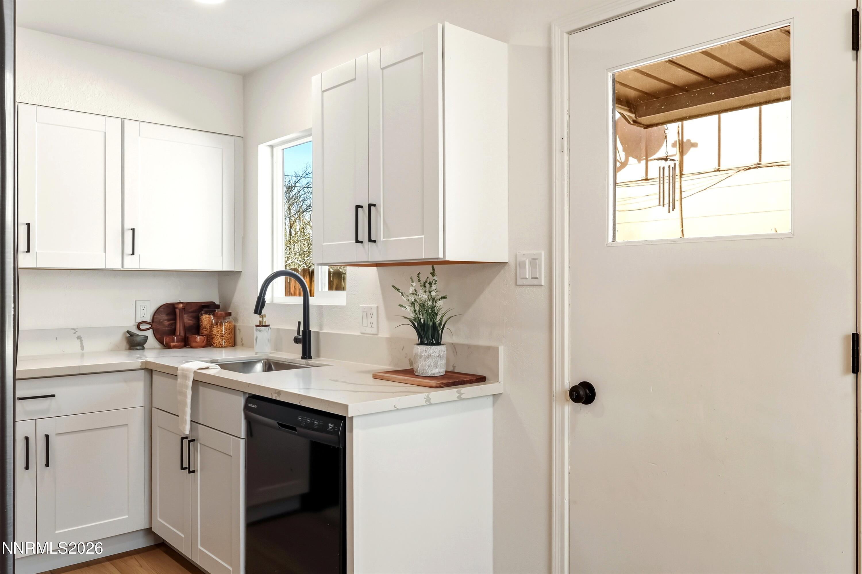 2455 Coppa Way Sparks, NV 89431 - Photo 10 of 31 975f3bc8-6a60-40a7-b8d8-54306f7e2773