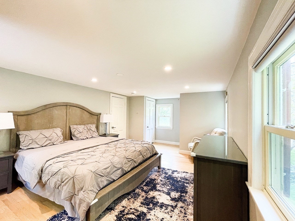 37 Emerson Road Winchester, MA 01890 - Photo 16 of 26