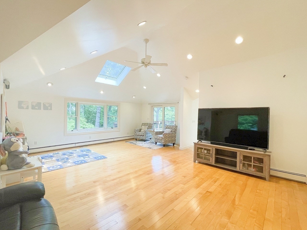 37 Emerson Road Winchester, MA 01890 - Photo 9 of 26