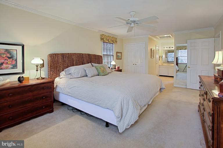 6827 Camus Place Springfield, VA 22152 - Photo 11 of 30 Bedroom (Master)