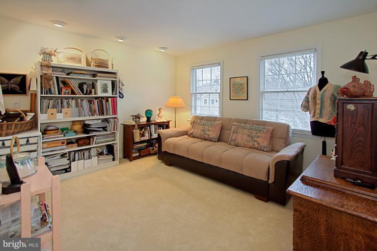 6827 Camus Place Springfield, VA 22152 - Photo 12 of 30 Bedroom
