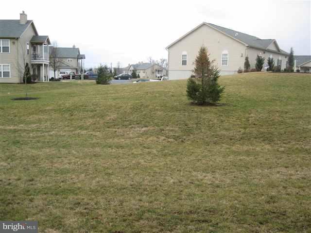 123 Sparrow Road Hummelstown, PA 17036 - Photo 8 of 8 Gallery Image 8