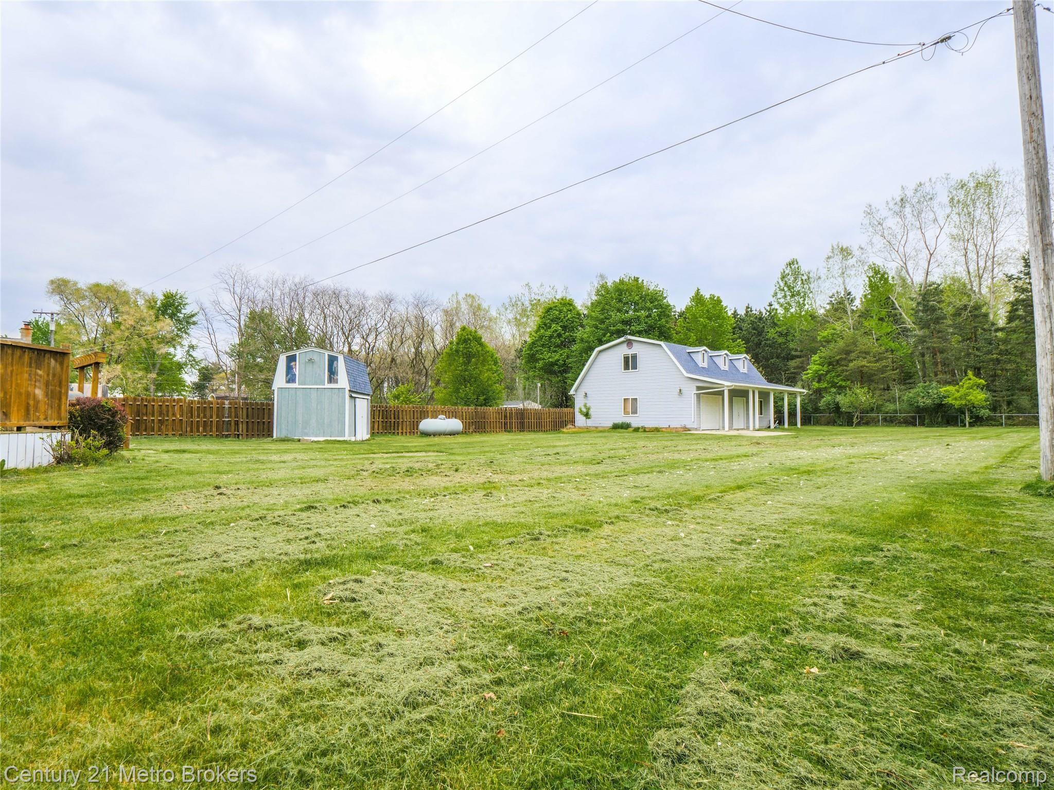 9551 Bray Road Millington, MI 48746 - Photo 39 of 40 39.jpg
