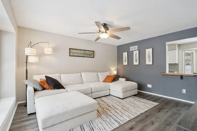 $399,900 | 2117 Sunnyside Drive, Waukesha, WI 53186