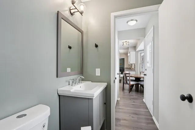 $399,900 | 2117 Sunnyside Drive, Waukesha, WI 53186