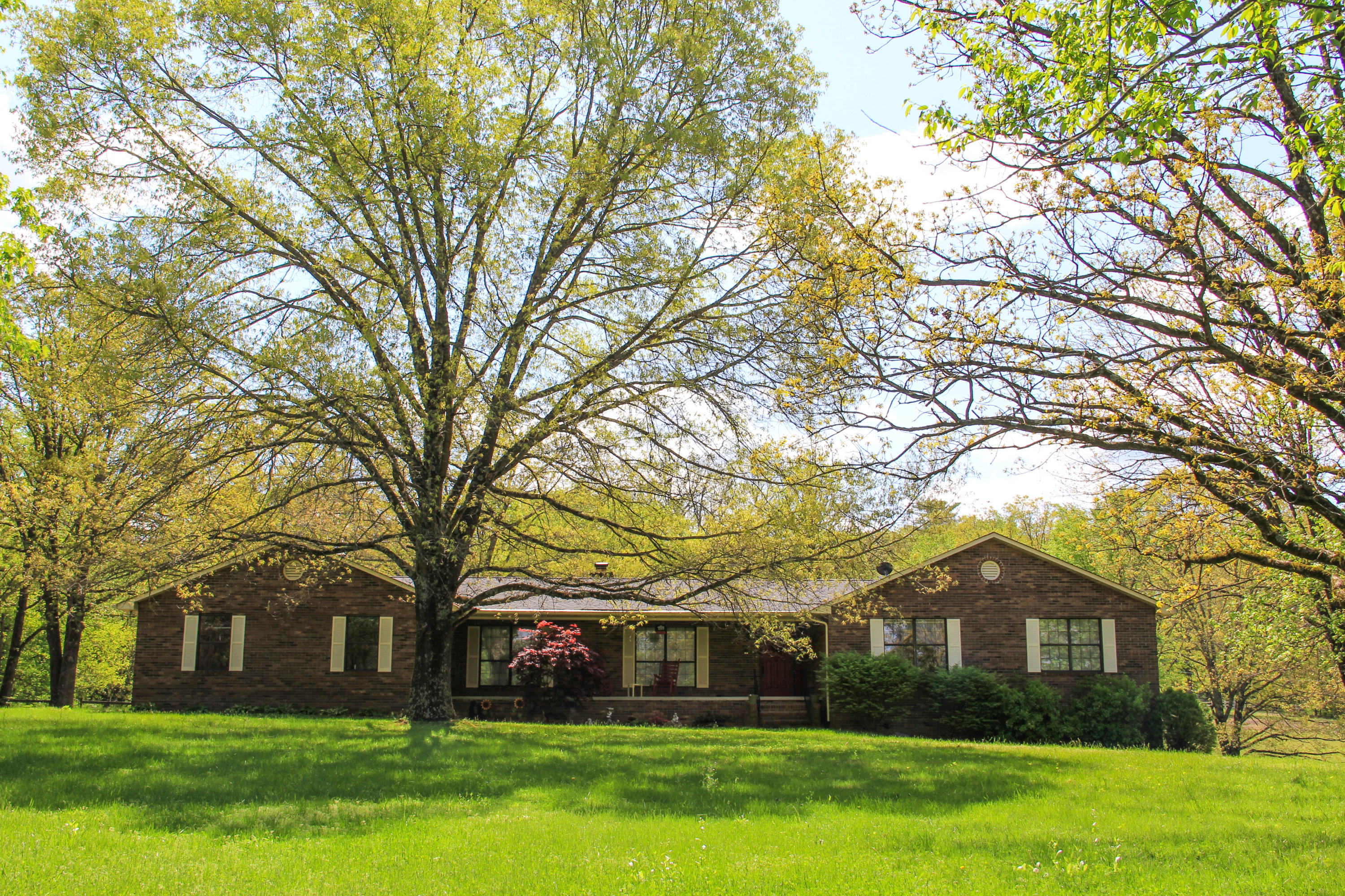 138 Milligan Road Maryville, TN 37803 - Photo 1 of 40 Milligan