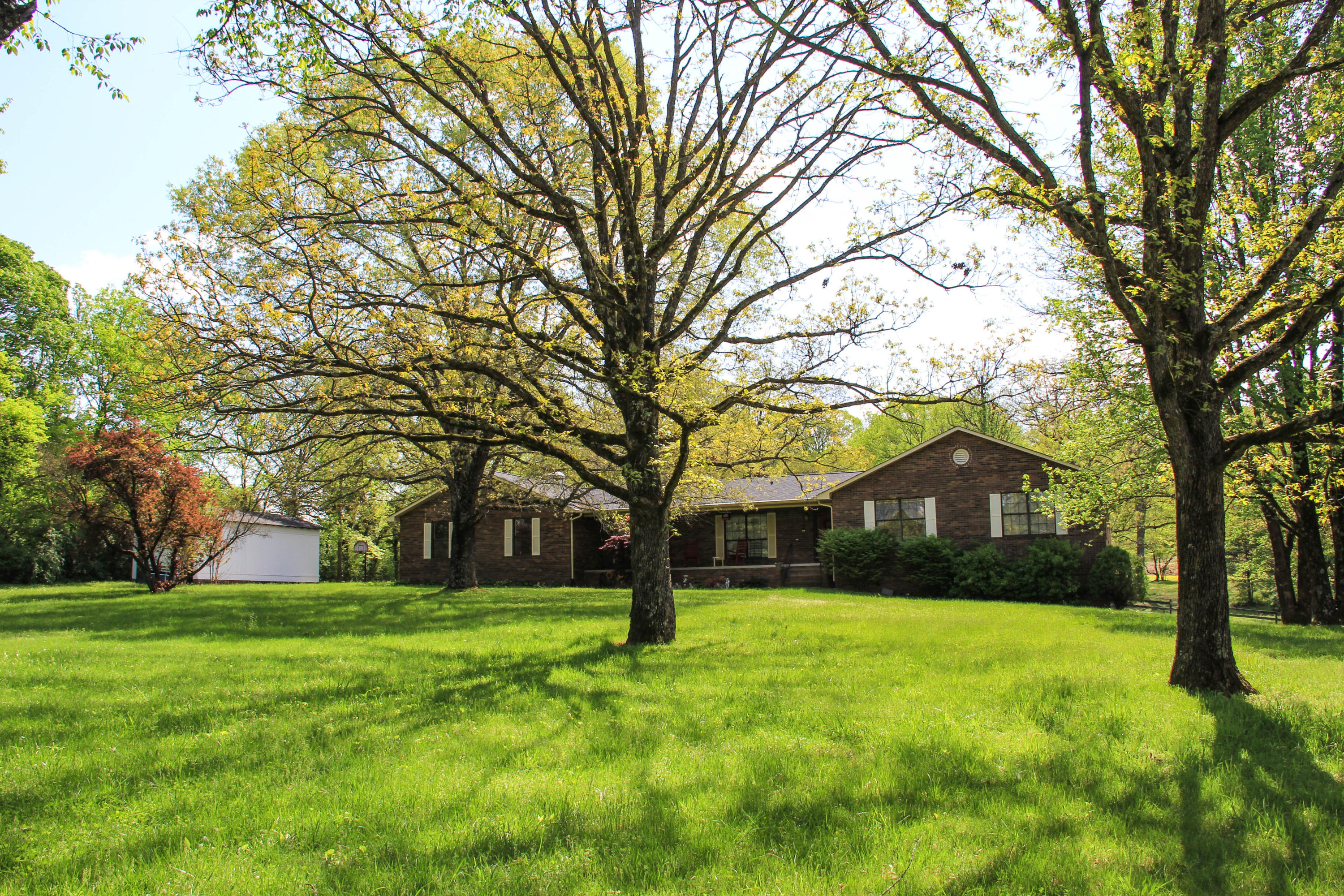 138 Milligan Road Maryville, TN 37803 - Photo 2 of 40 IMG_2169