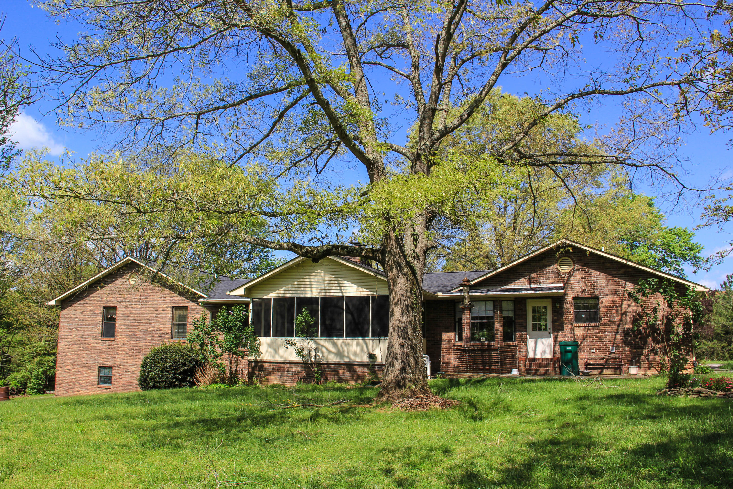 138 Milligan Road Maryville, TN 37803 - Photo 6 of 40 IMG_2175