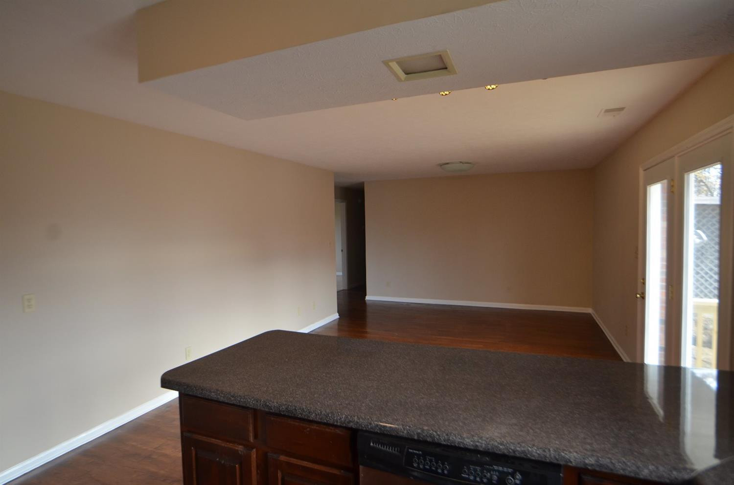 2485 Sand Hill Road Irvine, KY 40336 - Photo 9 of 30 Have fun cooking and entertaining, with