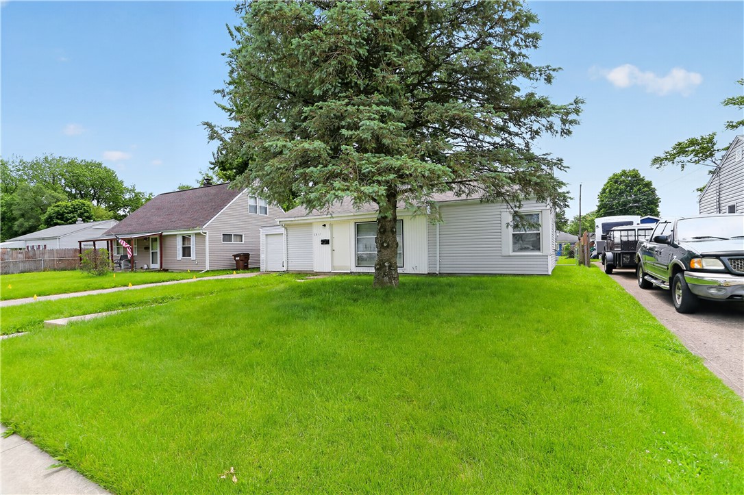 2217 South Hadley Road Springfield, OH 45505 - Photo 4 of 34