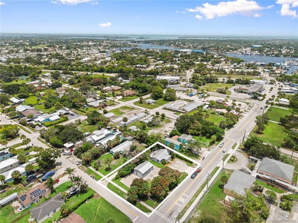 3915 Southeast Salerno Road Stuart, FL 34997 - Photo 2 of 40