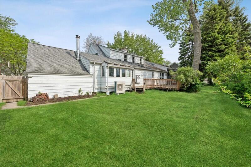 415 Ridgeway Street St. Joseph, MI 49085 - Photo 27 of 36 38-Back of Home